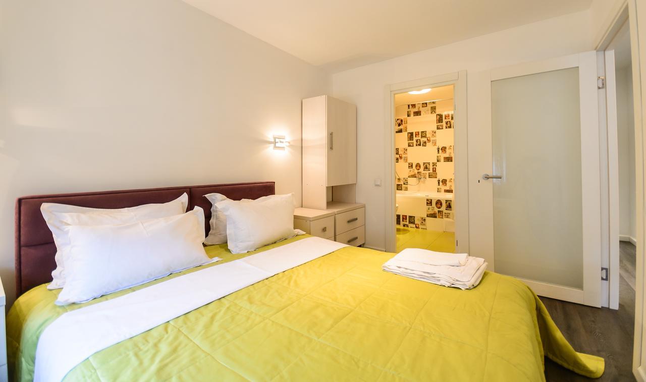Partner Guest House Kiev Bagian luar foto