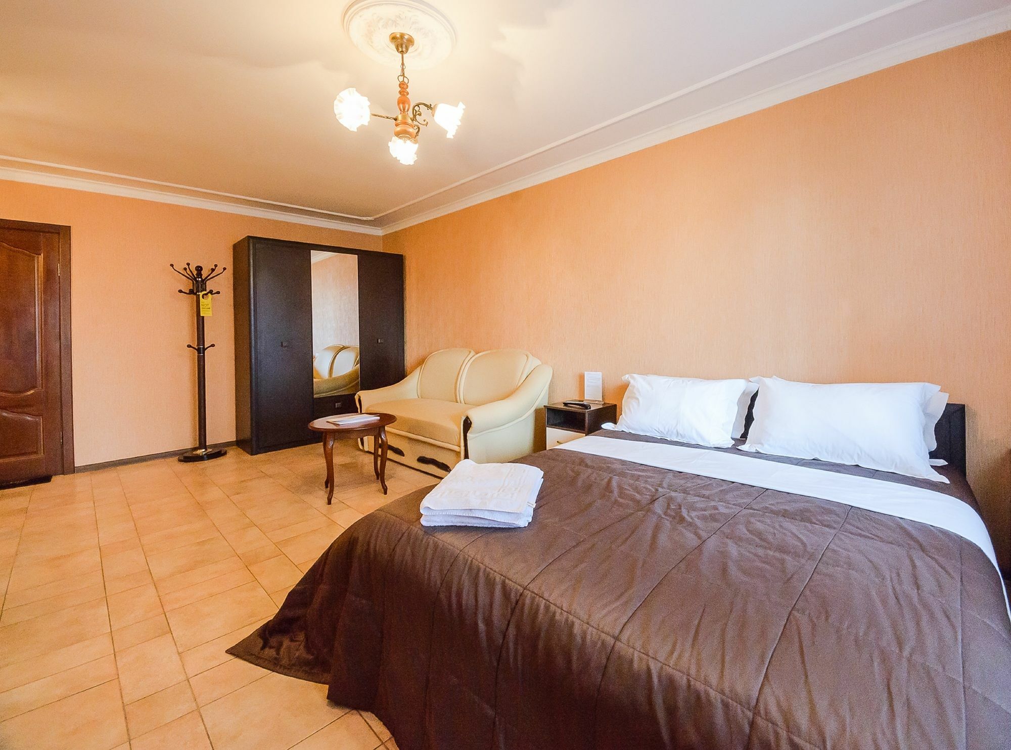 Partner Guest House Kiev Bagian luar foto