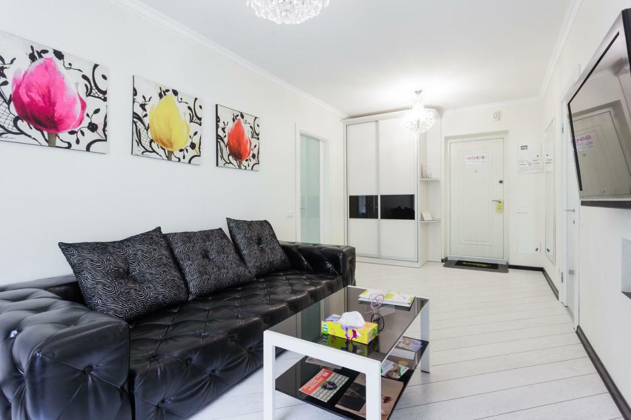 Partner Guest House Kiev Bagian luar foto