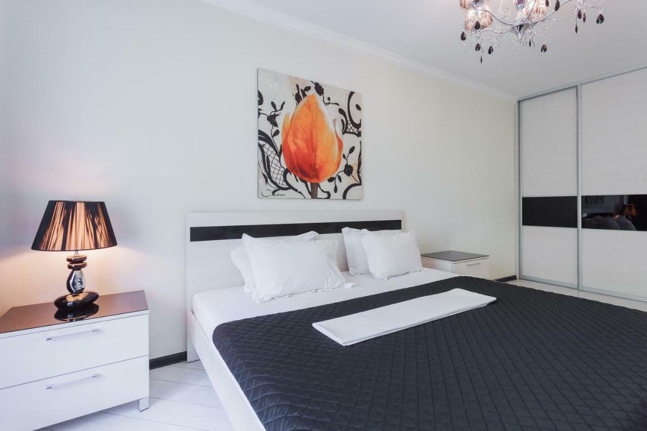Partner Guest House Kiev Bagian luar foto
